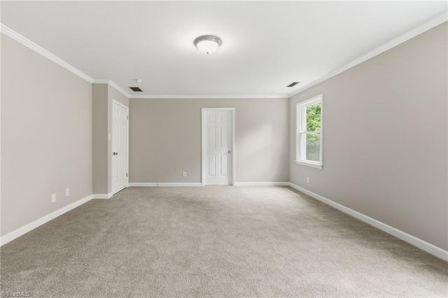 3721 Herchel Lane, Winston-salem, NC 27106