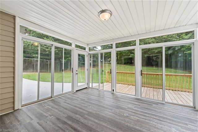 3721 Herchel Lane, Winston-salem, NC 27106