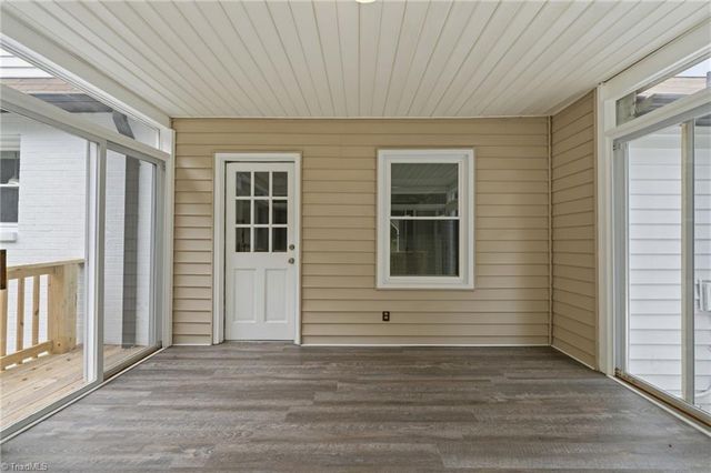 3721 Herchel Lane, Winston-salem, NC 27106