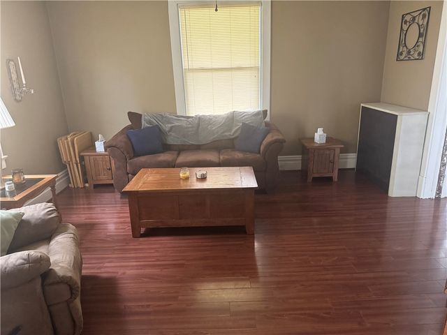 118 N 6th, Youngwood, PA 15697