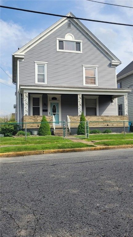 118 N 6th, Youngwood, PA 15697