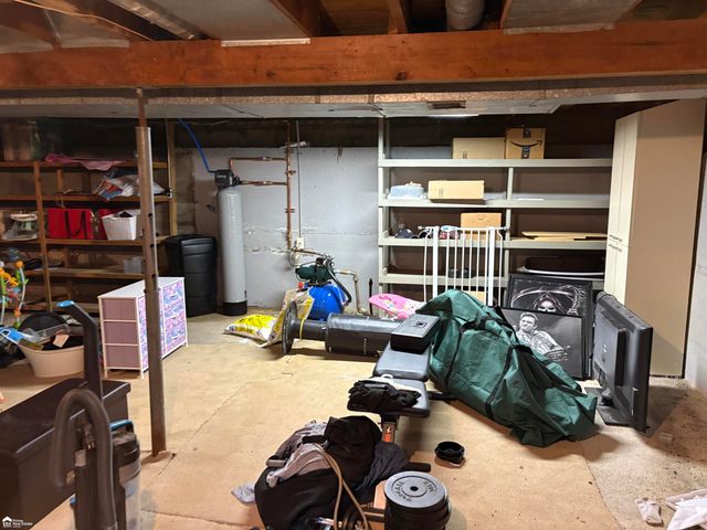 2816 Wisner Street, Waterford, MI 48329