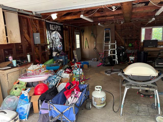 2816 Wisner Street, Waterford, MI 48329