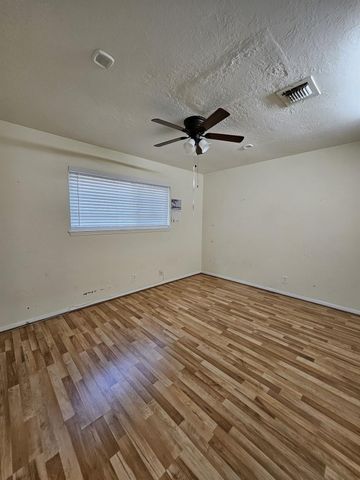 9415 Spellman Road, Houston, TX 77031