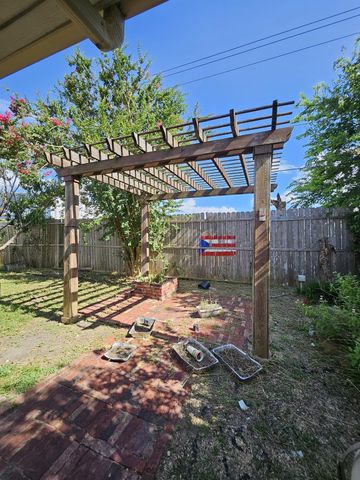 9415 Spellman Road, Houston, TX 77031