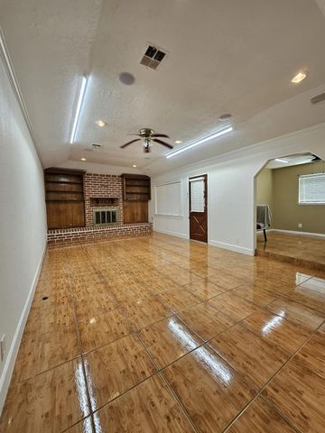 9415 Spellman Road, Houston, TX 77031