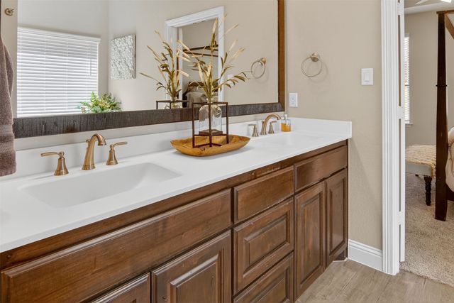 1108 Crown Valley Drive, Weatherford, TX 76087