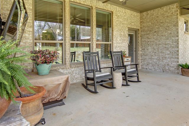 1108 Crown Valley Drive, Weatherford, TX 76087