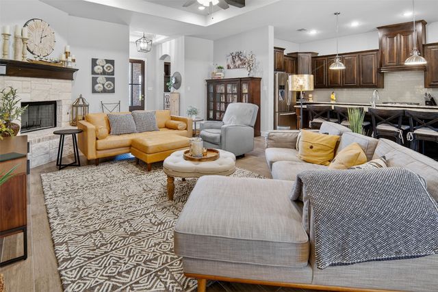 1108 Crown Valley Drive, Weatherford, TX 76087