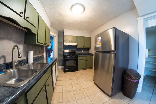 222-224 Alice St, Mt Oliver, PA 15210