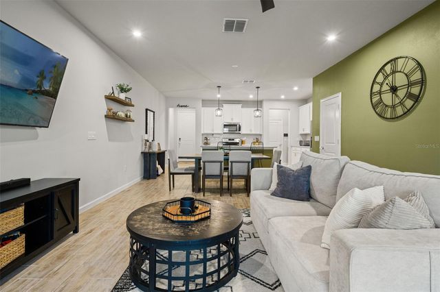 26008 WOVEN WICKER BEND, Lutz, FL 33559