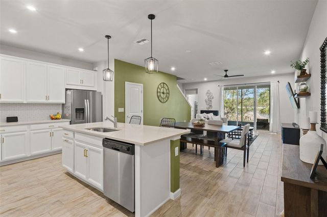 26008 WOVEN WICKER BEND, Lutz, FL 33559