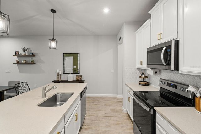 26008 WOVEN WICKER BEND, Lutz, FL 33559