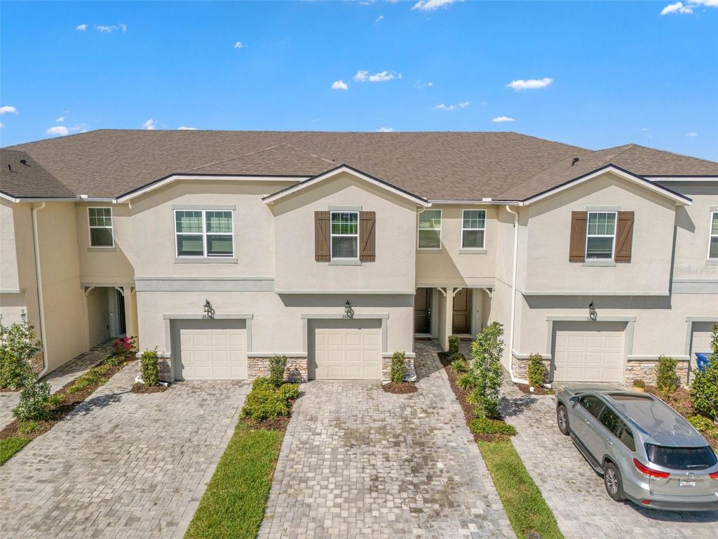 26008 WOVEN WICKER BEND, Lutz, FL 33559