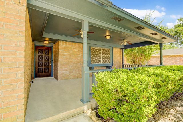 23114 Ludgate Drive, Spring, TX 77373