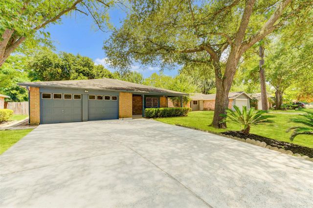 23114 Ludgate Drive, Spring, TX 77373