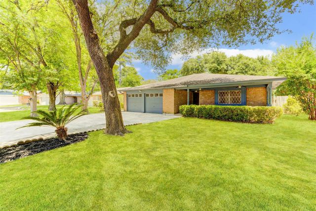 23114 Ludgate Drive, Spring, TX 77373