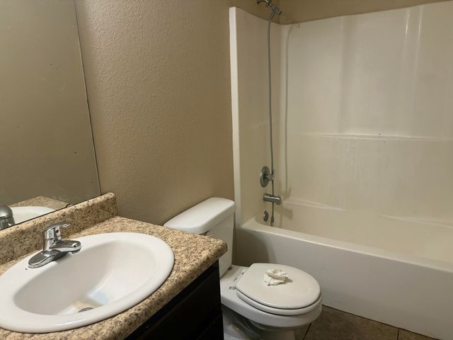 616 N Brown Avenue, Springfield, MO 65802