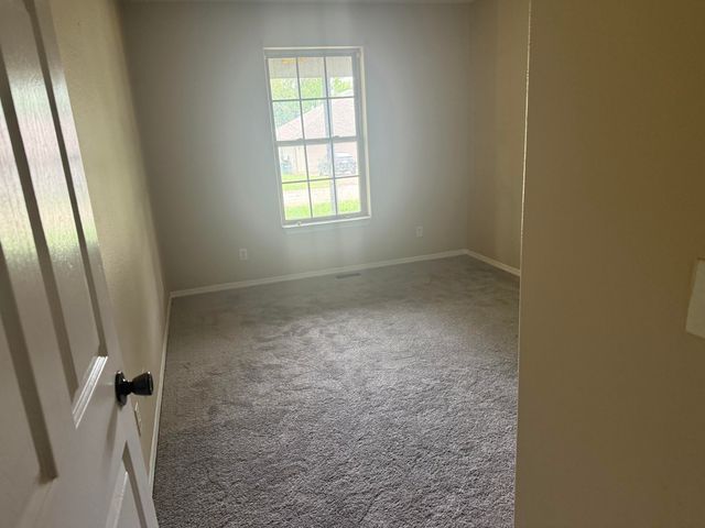 616 N Brown Avenue, Springfield, MO 65802
