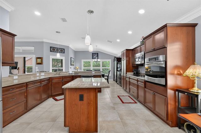 1614 PENNECAMP DRIVE, The Villages, FL 32162