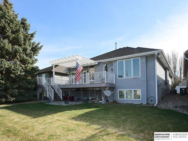 10012 S 172nd Circle, Omaha, NE 68136