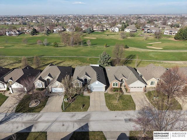 10012 S 172nd Circle, Omaha, NE 68136