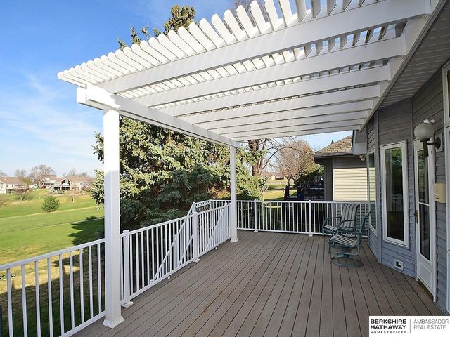 10012 S 172nd Circle, Omaha, NE 68136