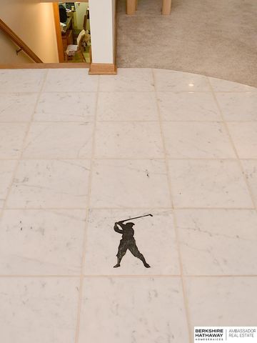 10012 S 172nd Circle, Omaha, NE 68136