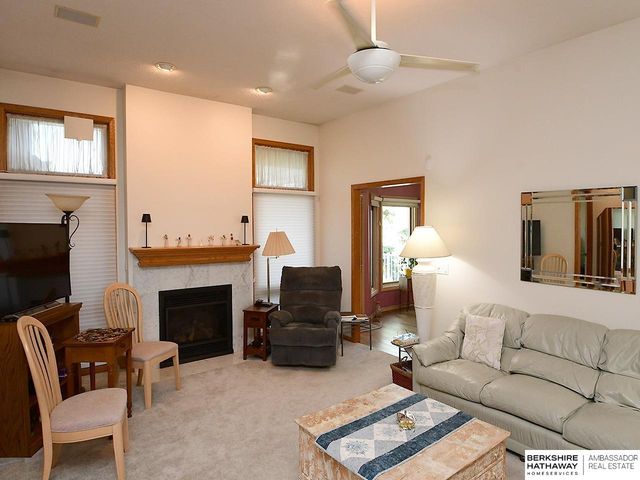 10012 S 172nd Circle, Omaha, NE 68136