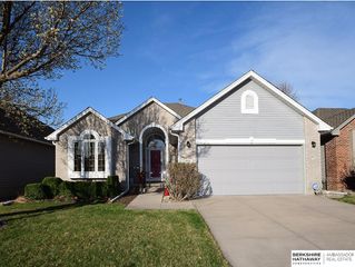 10012 S 172nd Circle, Omaha, NE 68136
