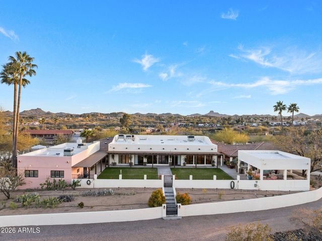 1490 W Camino Drive, Wickenburg, AZ 85390