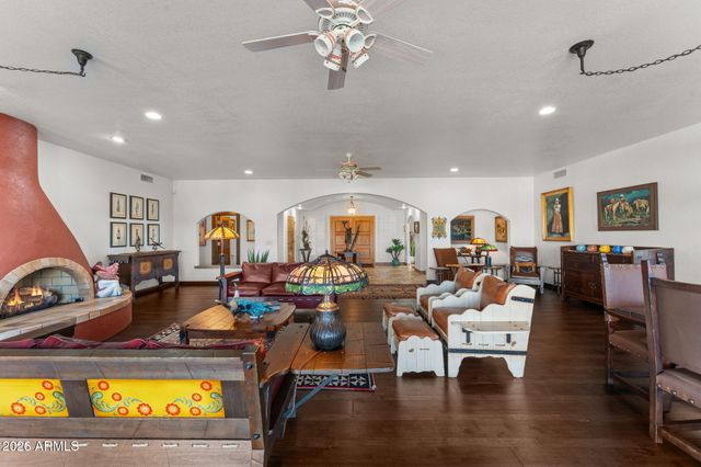 1490 W Camino Drive, Wickenburg, AZ 85390