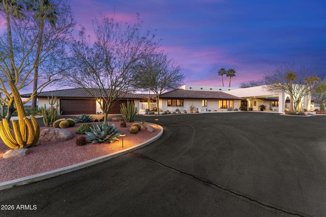 1490 W Camino Drive, Wickenburg, AZ 85390