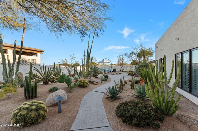 1490 W Camino Drive, Wickenburg, AZ 85390