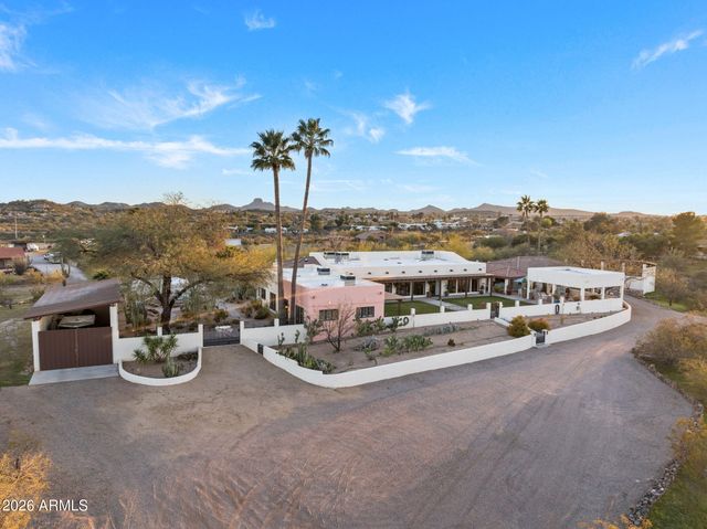 1490 W Camino Drive, Wickenburg, AZ 85390