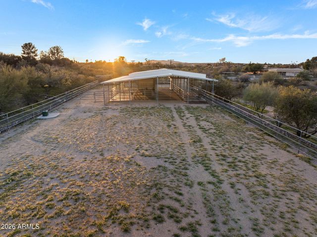 1490 W Camino Drive, Wickenburg, AZ 85390