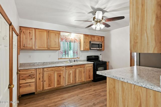 356 S Belmore Street, Leipsic, OH 45856