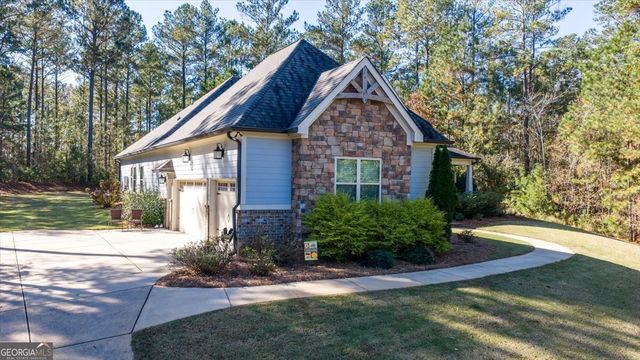 217 Crescent Drive, Forsyth, GA 31029