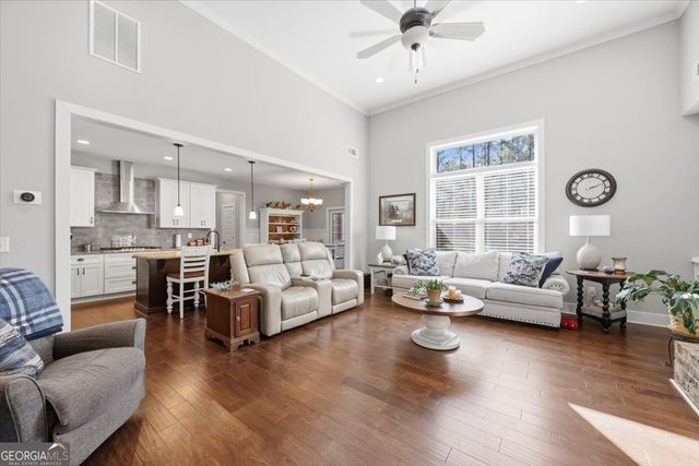 217 Crescent Drive, Forsyth, GA 31029