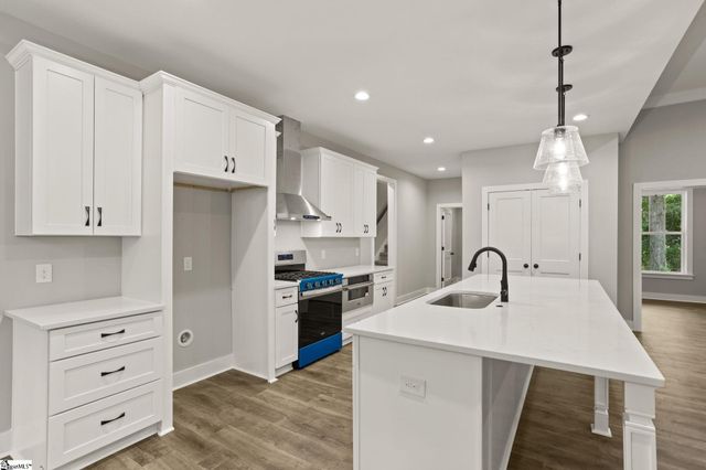 627 Three And Twenty Road, Easley, SC 29642