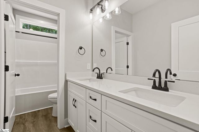 627 Three And Twenty Road, Easley, SC 29642