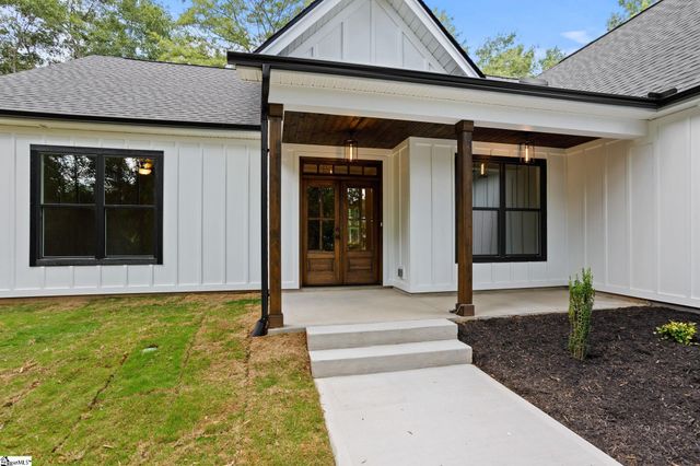627 Three And Twenty Road, Easley, SC 29642