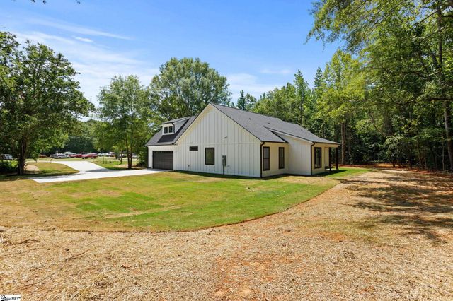 627 Three And Twenty Road, Easley, SC 29642