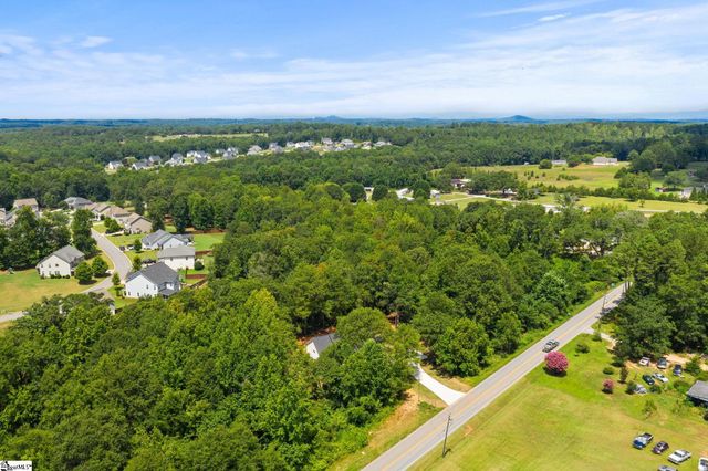 627 Three And Twenty Road, Easley, SC 29642