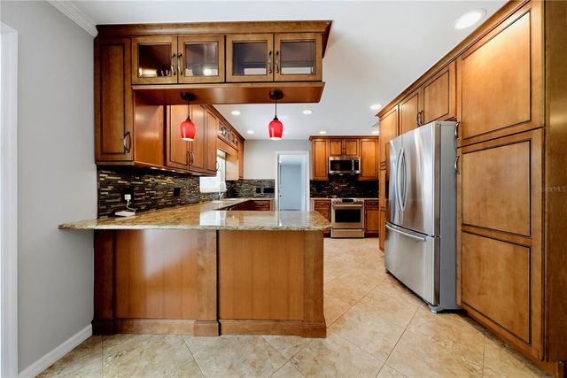 2103 RAMBLEWOOD LANE, Brandon, FL 33510