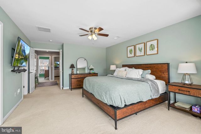 24662 KINGS CANYON SQ, Aldie, VA 20105