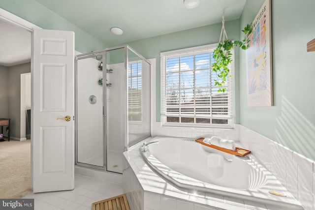 24662 KINGS CANYON SQ, Aldie, VA 20105