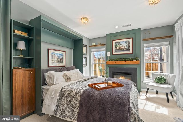 24662 KINGS CANYON SQ, Aldie, VA 20105