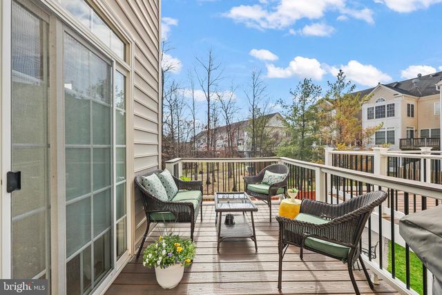 24662 KINGS CANYON SQ, Aldie, VA 20105