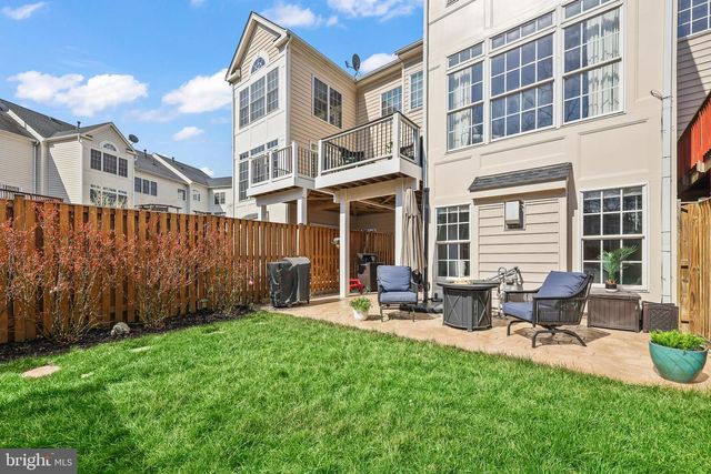 24662 KINGS CANYON SQ, Aldie, VA 20105